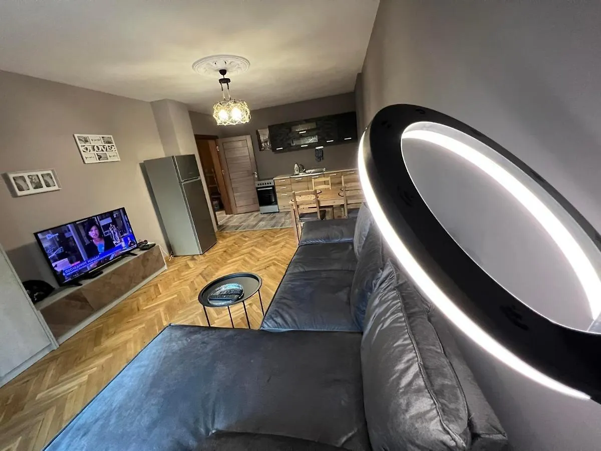 Petya'S Two Bedroom Apartment Near The Sea Garden. Varna 0*,
